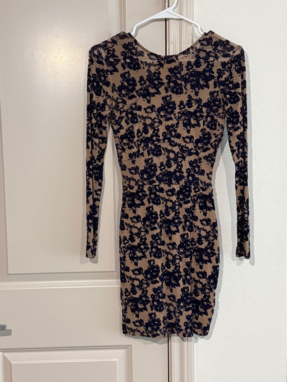 Windsor Black Floral Print Tan Long Sleeve Bodycon Dress